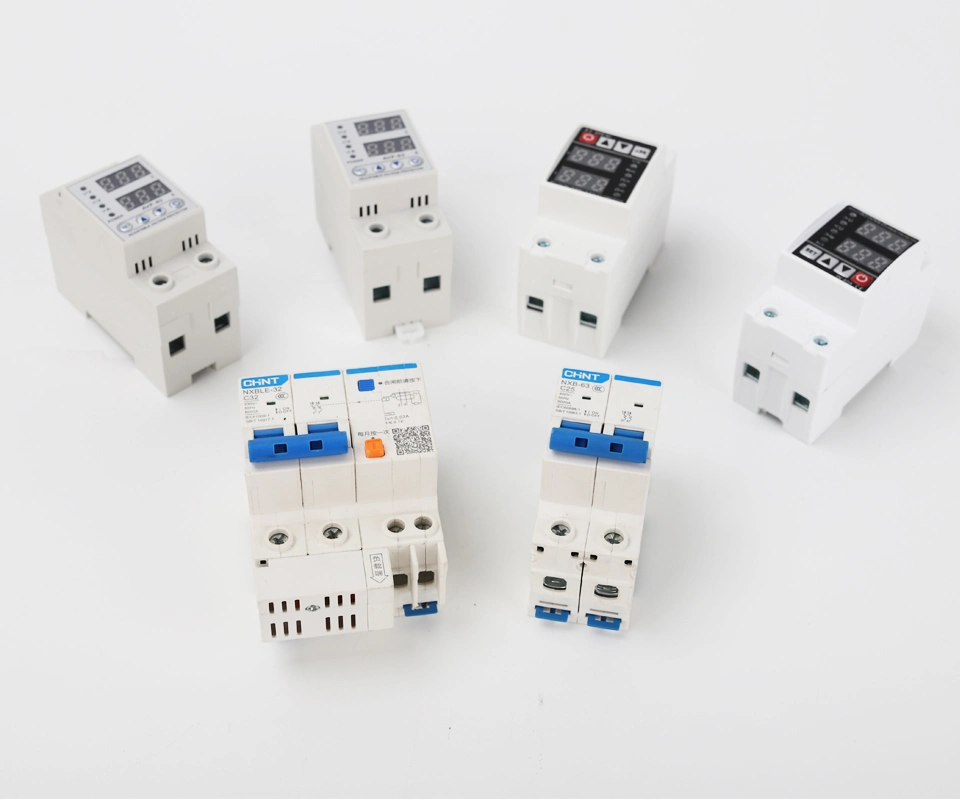 1-63A Регулируемый предохранитель тока пониженного напряжения 2p 220/230 В OEM