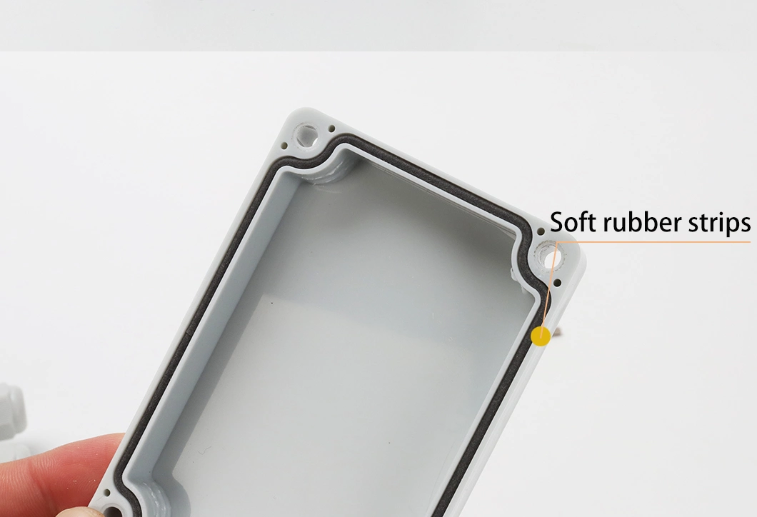 一进一出 100*68*50mm ABS 塑料防水接线盒 3.94*2.68*1.97 英寸 CE IP67